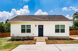 525 S Main St, Kyle, TX 78640 - Photo 3