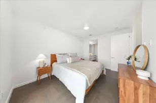 313 W 17th St, Austin, TX 78701 - Photo 15