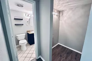 601 W 11th St, Austin, TX 78701 - Photo 9