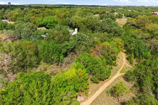 8103 Doe Meadow Dr, Austin, TX 78749 - Photo 37
