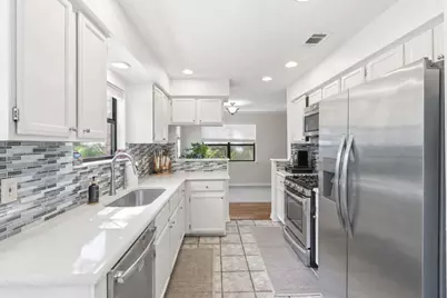 8103 Doe Meadow Drive, Austin, TX 78749 - Photo 9