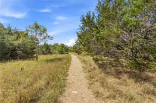 8103 Doe Meadow Dr, Austin, TX 78749 - Photo 35