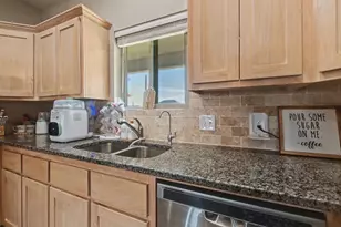 1135 Limestone Dr, Lampasas, TX 76550 - Photo 9