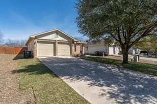 164 Pearl Lake Dr, Kyle, TX 78640 - Photo 31