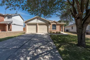 164 Pearl Lake Dr, Kyle, TX 78640 - Photo 3
