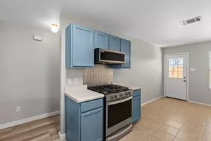 164 Pearl Lake Dr, Kyle, TX 78640 - Photo 11