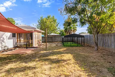 222 Bryant Drive, Bastrop, TX 78602 - Photo 37