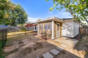 222 Bryant Dr, Bastrop, TX 78602 - Photo 33