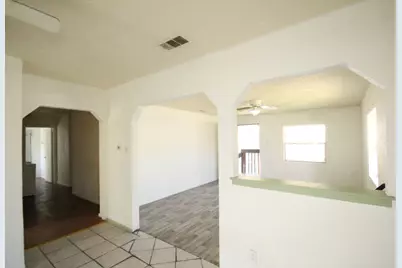 5204 Guadalupe Street, Austin, TX 78751 - Photo 9