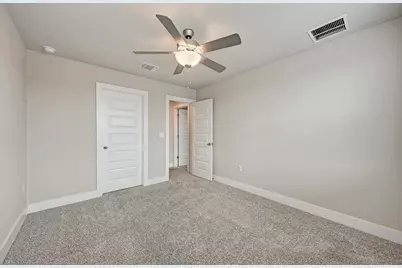 7203 Travertine Spring Drive, Austin, TX 78744 - Photo 7