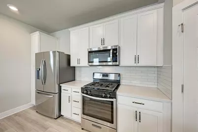 7203 Travertine Spring Drive, Austin, TX 78744 - Photo 19