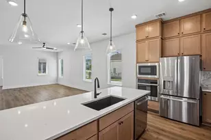 7501 Boyd Hvn Dr, Austin, TX 78744 - Photo 15