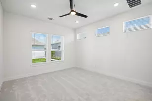 7501 Boyd Hvn Dr, Austin, TX 78744 - Photo 17