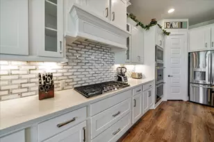 110 Gaston Dr, Bastrop, TX 78602 - Photo 5