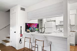 3507 Alpine Cir, Austin, TX 78704 - Photo 9