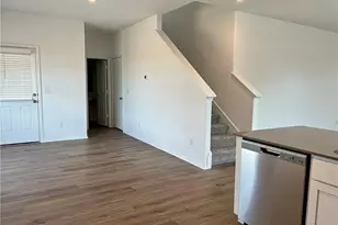 290 Silver Glen Dr, Kyle, TX 78640 - Photo 17