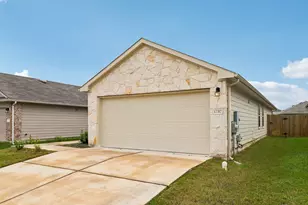 12317 Token Trl, Elgin, TX 78621 - Photo 3