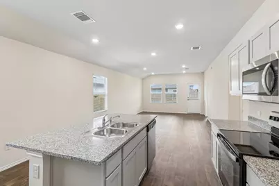 12317 Token Trail, Elgin, TX 78621 - Photo 11