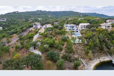 17906 Crystal Cove, Jonestown, TX 78645 - Photo 9