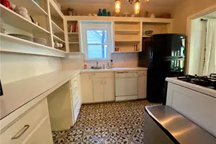 1707 Newfield Ln, Austin, TX 78703 - Photo 9