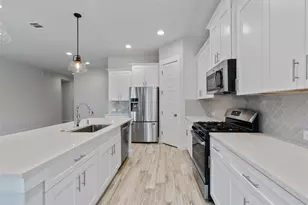 941 Del Raphael Dr, Leander, TX 78641 - Photo 5