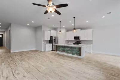 941 Del Raphael Drive, Leander, TX 78641 - Photo 5