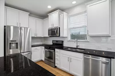 7203 Bertram Court, Austin, TX 78741 - Photo 9