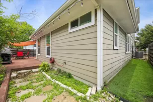 7203 Bertram Ct, Austin, TX 78741 - Photo 25