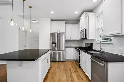 7203 Bertram Court, Austin, TX 78741 - Photo 7