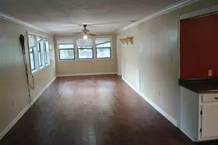 736 W Bell Ave, Rockdale, TX 76567 - Photo 11