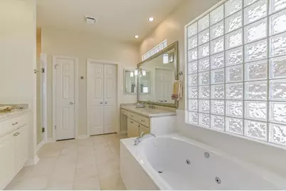 4545 Golf Vista Drive, Austin, TX 78730 - Photo 13