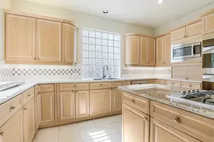 4545 Golf Vista Dr, Austin, TX 78730 - Photo 13