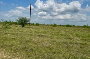 311 Cr 473, Thrall, TX 76578 - Photo 1