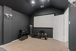 400 Red Hawk Dr, Leander, TX 78641 - Photo 25