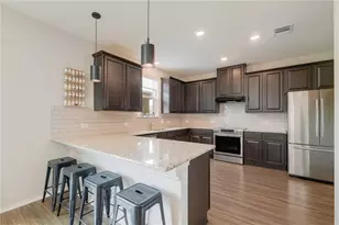 205 Tordesillas Dr, Georgetown, TX 78626 - Photo 5