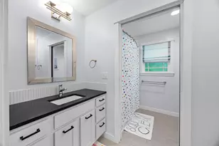 3907 Becker Ave, Austin, TX 78751 - Photo 27