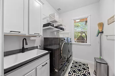 3907 Becker Avenue, Austin, TX 78751 - Photo 15