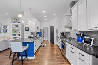 3907 Becker Avenue, Austin, TX 78751 - Photo 11