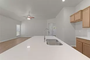 504 S Story Streets, Florence, TX 76527 - Photo 15