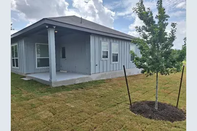 504 S Story Streets, Florence, TX 76527 - Photo 5