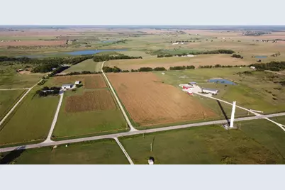 1295 County Road 432 Road, Taylor, TX 76574 - Photo 17