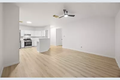 11732 Maybach Drive, Del Valle, TX 78617 - Photo 11