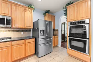 1211 Laurel Oak Trail, Pflugerville, TX 78660 - Photo 17