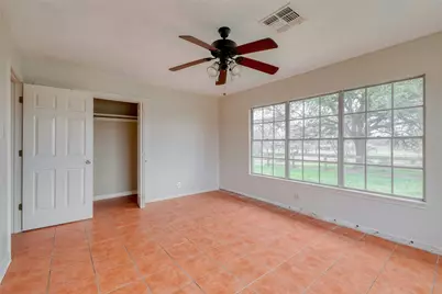 103 Robin Lane, Luling, TX 78648 - Photo 21