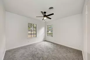 7804 Rutgers Ave, Austin, TX 78757 - Photo 17