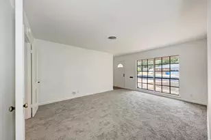 7804 Rutgers Ave, Austin, TX 78757 - Photo 31