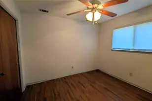 114 Chaparral St, San Marcos, TX 78666 - Photo 13