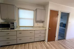 114 Chaparral St, San Marcos, TX 78666 - Photo 9