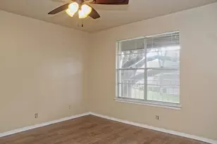 509 Cedar Dr, Georgetown, TX 78628 - Photo 5