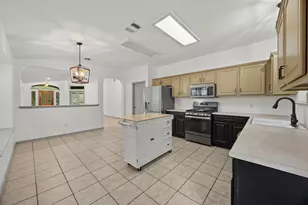 16505 Castletroy Dr, Austin, TX 78717 - Photo 9